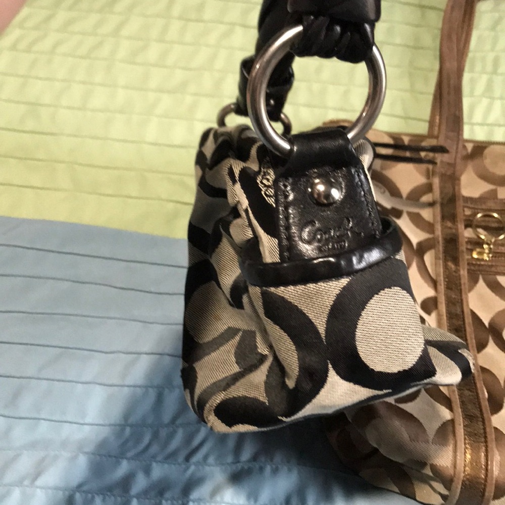 Coach purse - Picture 7 of 8